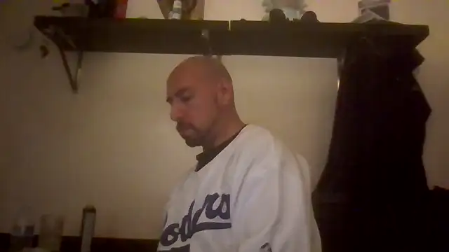 Snapshot of nakedtony81 chatting on 03-24-26, 07:19 nakedtony81 online show from 03-24-26, 07:19