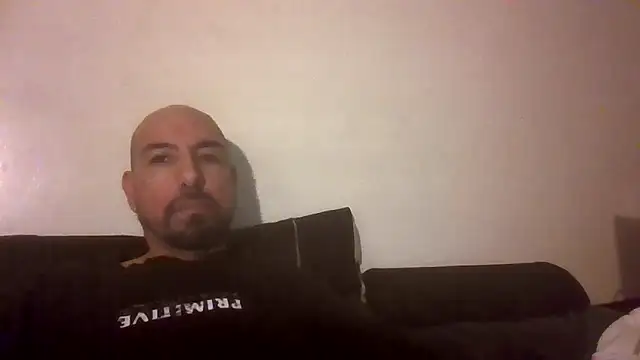 Snapshot of nakedtony81 chatting on 03-30-26, 06:15 nakedtony81 online show from 03-30-26, 06:15
