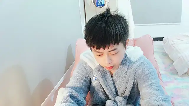 FFFFZ189 online show from 01-18-25, 03:49