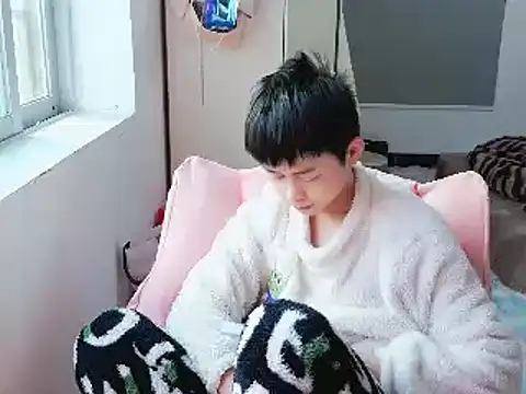 FFFFZ189 online show from 01-15-25, 08:41