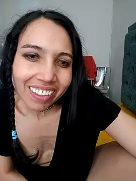 Snapshot of KimPielCanela chatting on 03-03-25, 05:52 KimPielCanela online show from 03-03-25, 05:52