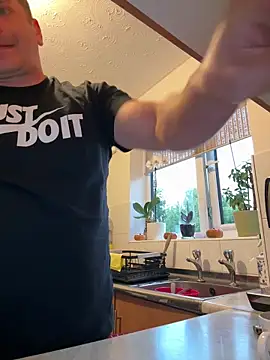 Snapshot of Dan_NFS chatting on 10-06-25, 06:14 Dan NFS online show from 10-06-25, 06:14