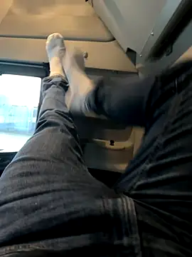 Dan NFS online show from 11-30-25, 07:42