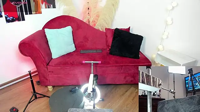 emma sexxy online show from 10-09-25, 11:00