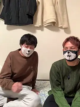 Snapshot of KEI_96 chatting on 01-03-25, 12:40 KEI 96 online show from 01-03-25, 12:40