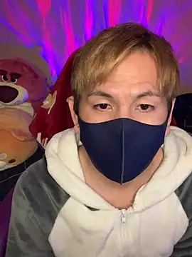 Snapshot of KEI_96 chatting on 12-17-24, 02:11 KEI 96 online show from 12-17-24, 02:11