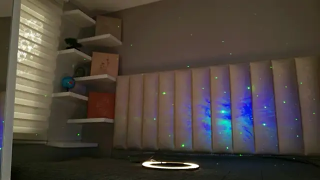 Megan mooree  online show from 02-09-26, 12:36