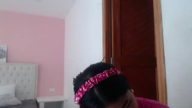 Gabycutee online show from 02-12-26, 07:46