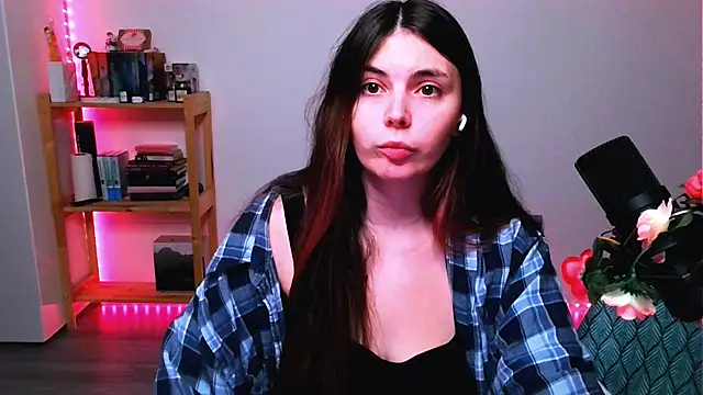 Snapshot of peaachybabe__ chatting on 10-23-25, 09:57 peaachybabe online show from 10-23-25, 09:57
