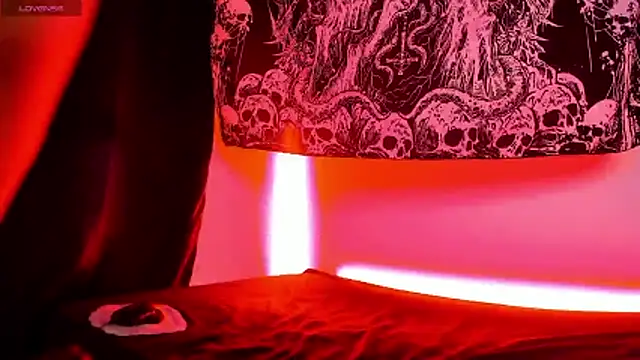 Agnes jones  online show from 11-18-25, 02:27