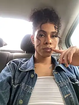 bloom444 online show from 11-08-25, 08:45