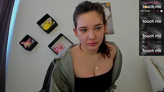 Holly Molii online show from 02-24-25, 05:54