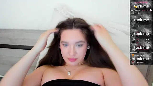 Holly Molii online show from 02-26-25, 06:30