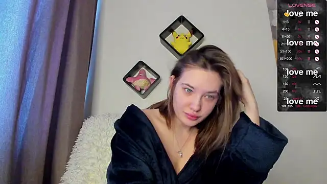 Holly Molii online show from 02-12-25, 09:31