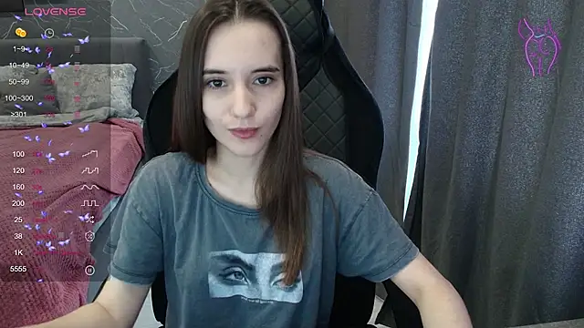 Alice Weiss online show from 04-11-26, 09:24