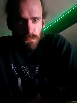 Snapshot of RobStrokes215 chatting on 09-13-25, 04:45 RobStrokes215 online show from 09-13-25, 04:45