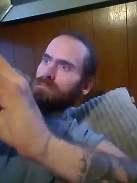 Snapshot of RobStrokes215 chatting on 01-31-25, 02:58 RobStrokes215 online show from 01-31-25, 02:58