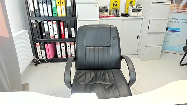 kilenyapatrice online show from 09-23-25, 10:33