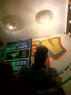 Landlordlandlord12 online show from 01-17-26, 06:17