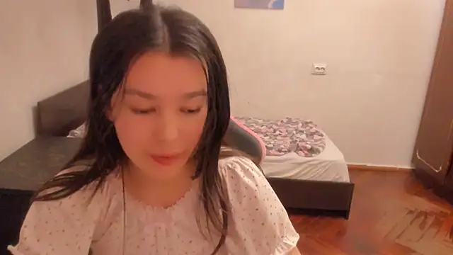 LunaXmii online show from 03-03-25, 10:20