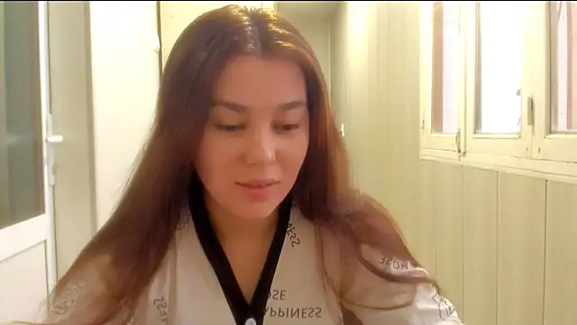 LunaXmii online show from 12-17-25, 02:49