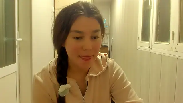 LunaXmii online show from 11-01-25, 11:31