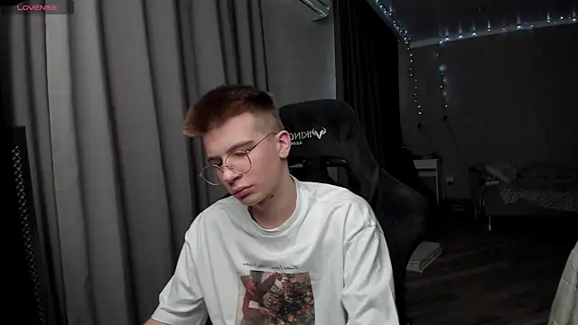 Oscar  xxl online show from 01-11-26, 10:33