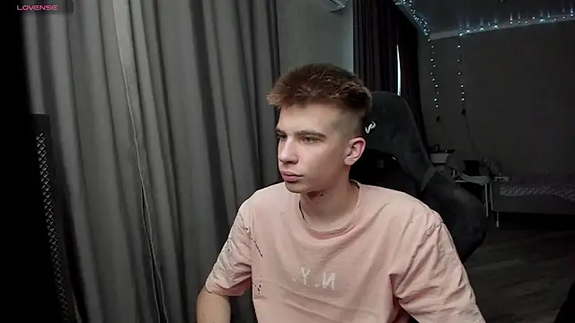 Oscar  xxl online show from 01-08-26, 08:53