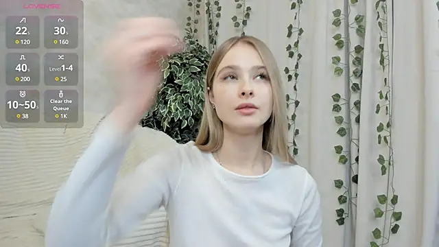 Snapshot of mell_milles chatting on 01-05-25, 09:03 mell milles online show from 01-05-25, 09:03