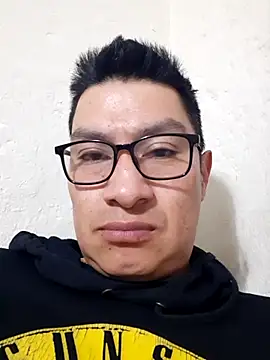 Snapshot of gioarcangel chatting on 02-11-26, 03:39 gioarcangel online show from 02-11-26, 03:39