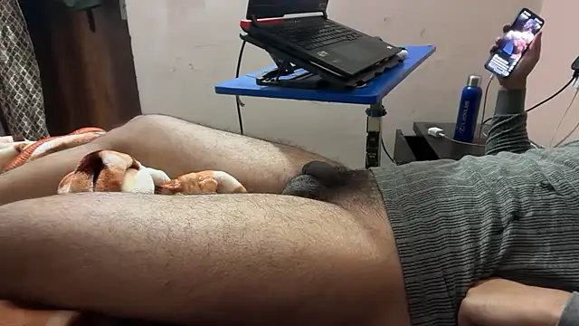 sexyboy09 online show from 11-02-25, 09:03