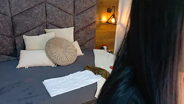 JaylaScott   online show from 11-03-25, 11:58