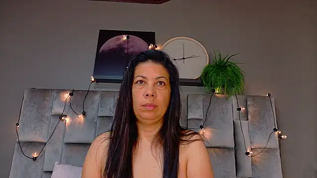 Snapshot of JaylaScott__ chatting on 04-21-26, 11:39 JaylaScott online show from 04-21-26, 11:39