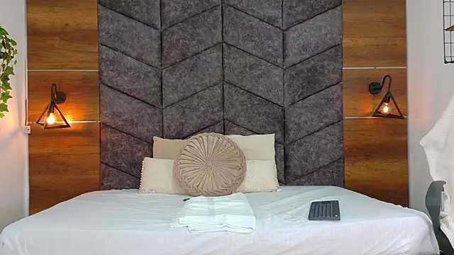 JaylaScott   online show from 10-20-25, 11:22