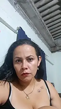 Snapshot of Roussexy_ chatting on 12-03-24, 01:25 Roussexy online show from 12-03-24, 01:25