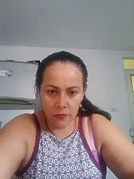 Snapshot of Roussexy_ chatting on 02-06-25, 10:00 Roussexy online show from 02-06-25, 10:00