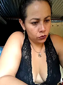 Snapshot of Roussexy_ chatting on 01-07-25, 05:42 Roussexy online show from 01-07-25, 05:42