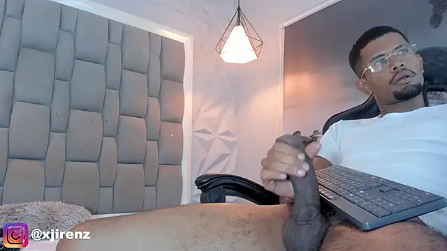 Snapshot of jiren_xboy chatting on 12-30-24, 06:31 jiren xboy online show from 12-30-24, 06:31