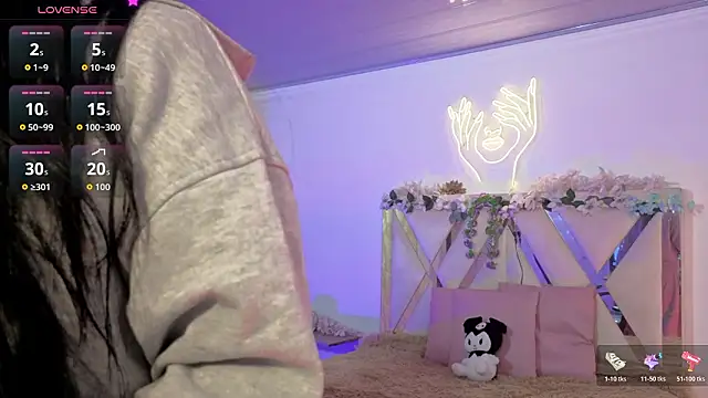 hina tay online show from 03-14-26, 03:12