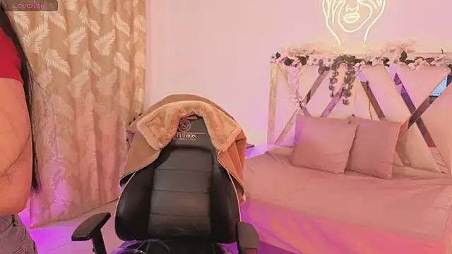 hina tay online show from 02-25-26, 03:07