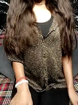 poojaji690 online show from 01-16-26, 06:50