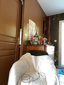 Snapshot of MagdalenaMedusa chatting on 09-29-25, 01:17 MagdalenaMedusa online show from 09-29-25, 01:17