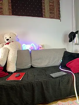 crazyrabbits online show from 02-18-25, 10:25