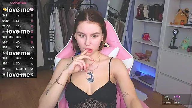 Snapshot of doll_barbieee chatting on 07-12-26, 10:32 doll barbieee online show from 07-12-26, 10:32