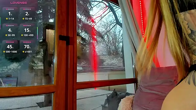 Mia  Milan online show from 04-02-26, 05:14