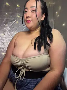 alexxaa96 online show from 11-04-25, 04:16