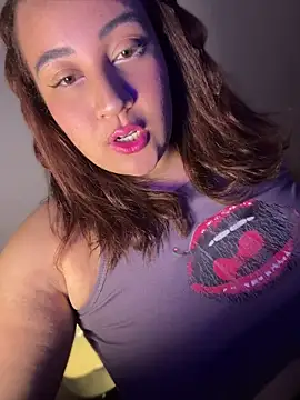 Snapshot of alexxaa96 chatting on 05-22-26, 03:15 alexxaa96 online show from 05-22-26, 03:15