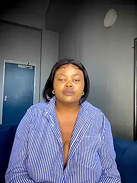 Curveysinaa online show from 11-09-25, 02:43