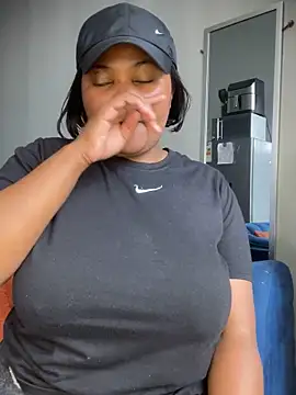 Curveysinaa online show from 11-13-25, 12:09