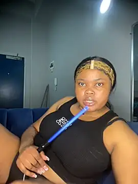 Curveysinaa online show from 03-22-25, 05:52